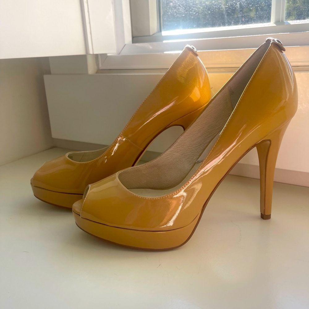 Michael Kors Brand New Platform High Heel
